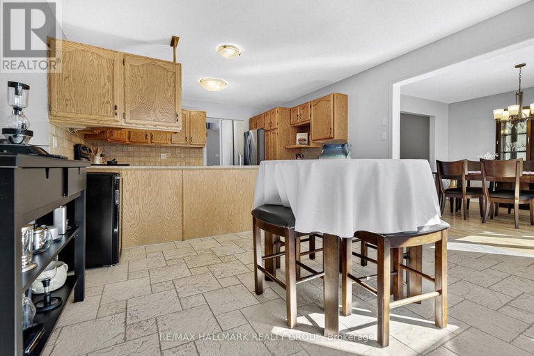 29338988/1354-gaultois-avenue/chateauneuf/ottawa/ontario/K1C3G6_10