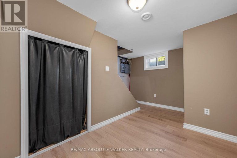 28885031/1010-kirkwood-avenue/carlington/ottawa/ontario/K1Z8M9_38