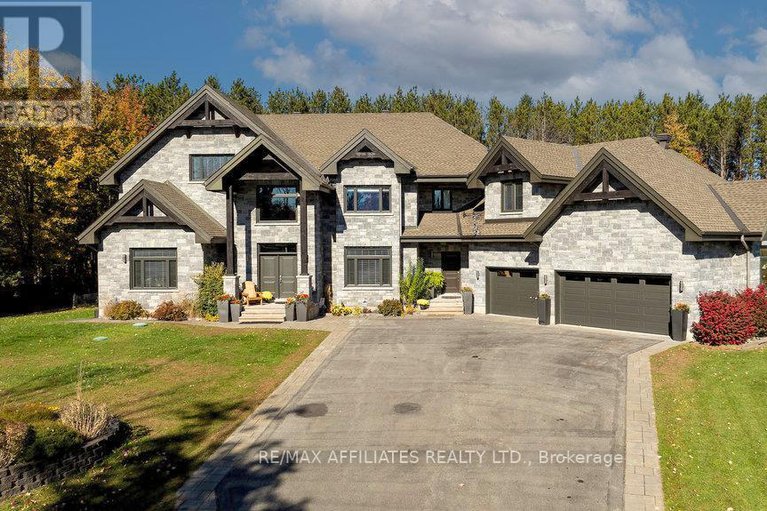 28142173/2284-summerside-drive/manotick-east-to-manotick-station/ottawa/ontario/K4M1B4_2