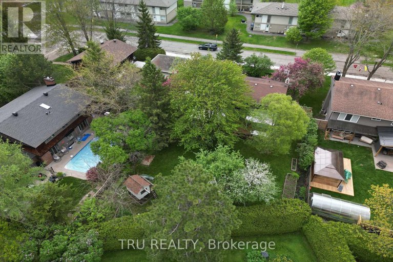 28842095/36-varley-drive/beaverbrook/ottawa/ontario/K2K1G2_47