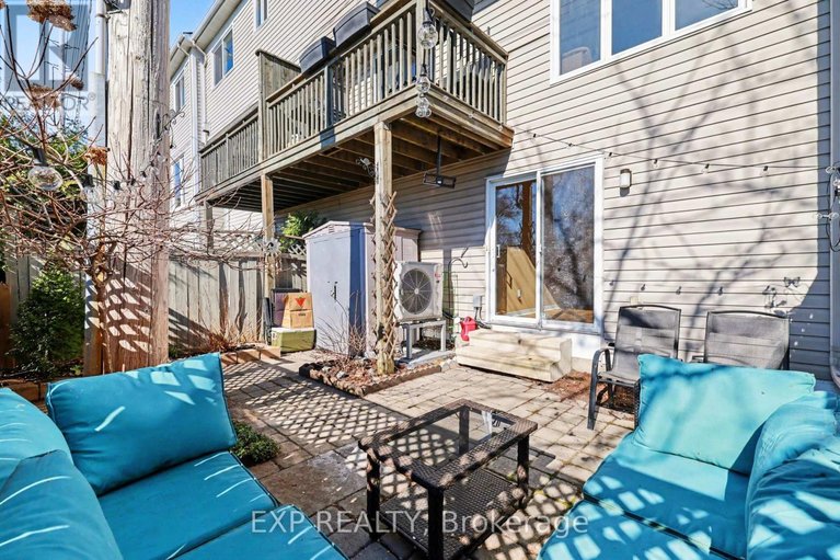 29666141/8-barnaby-private/overbrookcastle-heights/ottawa/ontario/K1K4S4_30