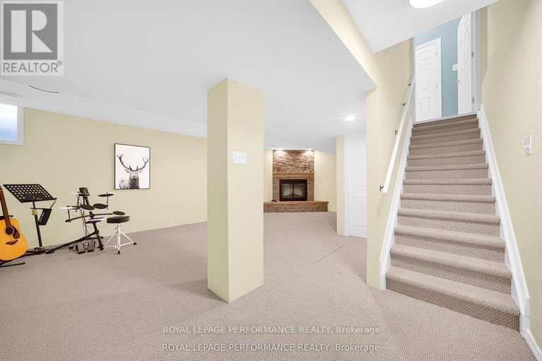 29636458/262-tempest-drive/stittsville-north/ottawa/ontario/K2S0K6_25