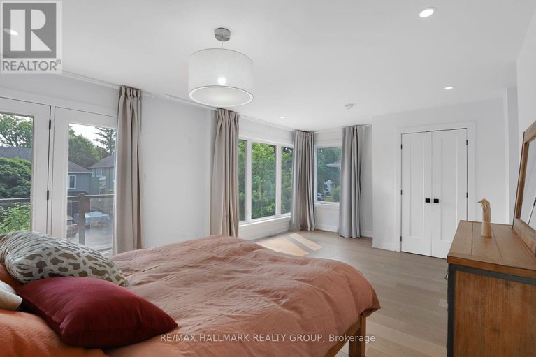 28551598/460-bevan-avenue/westborohampton-park/ottawa/ontario/K1Z5S4_21