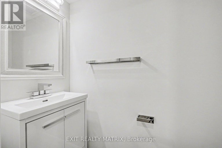 29672750/b-1468-heatherington-road/heron-gateindustrial-park/ottawa/ontario/K1V6S1_14