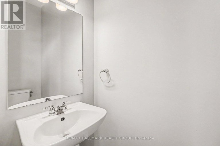 29385163/513-catleaf-row/avalon-west/ottawa/ontario/K4A5J2_15