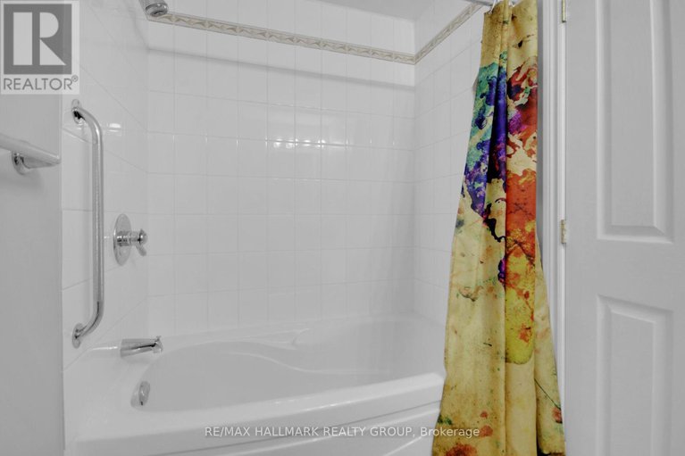 28731466/198-tandalee-crescent/emerald-meadowstrailwest/ottawa/ontario/K2M0A2_29