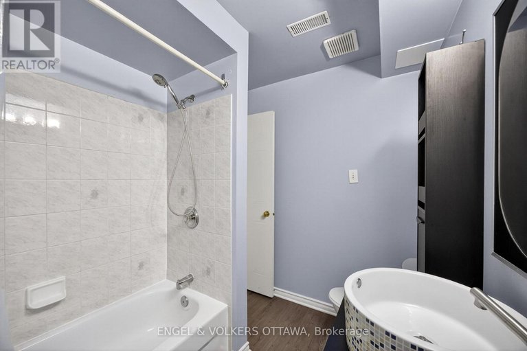 28976424/294-294-gloucester-street/ottawa-centre/ottawa/ontario/K1R5E4_29