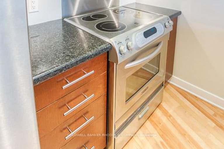 28913067/405-320-parkdale-avenue/ottawa-west/ottawa/ontario/K1Y4X9_9