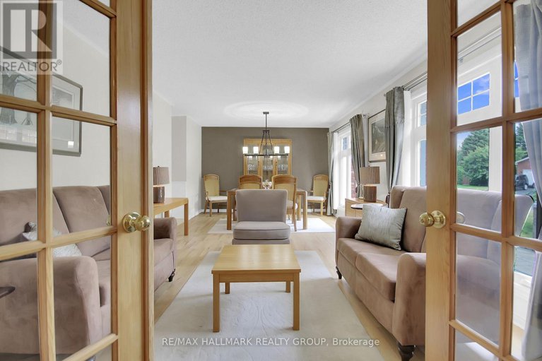 28746797/11-lamadeleine-boulevard/embrun/russell/ontario/K0A1W0_6