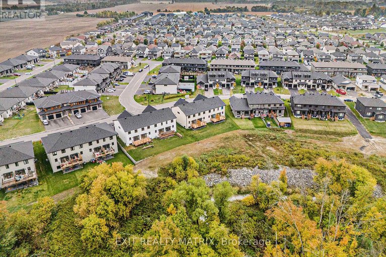 28970577/956-cologne-street/embrun/russell/ontario/K0A1W0_16