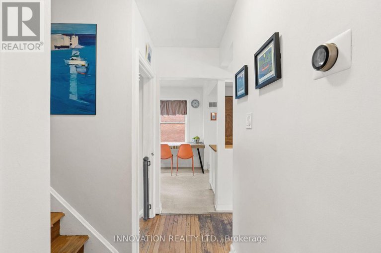 29116393/542-wolffdale-crescent/overbrookcastle-heights/ottawa/ontario/K1K1N5_12