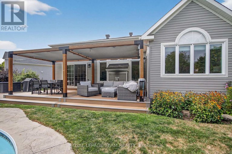 29219496/128-chenoa-way/stonebridge/ottawa/ontario/K2J0M2_6