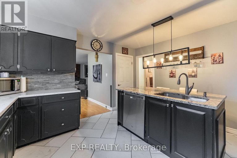 29159203/635-front-road-w/champlain-twp/champlain/ontario/K0B1K0_12