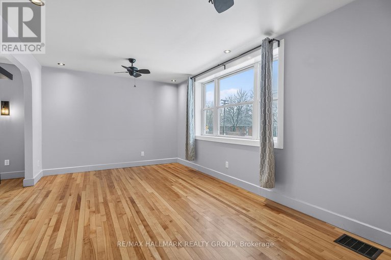 29249197/170-donald-street/overbrookcastle-heights/ottawa/ontario/K1K1M9_8