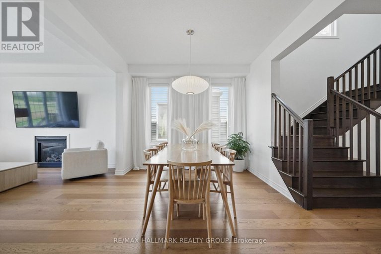 28632763/824-henslows-circle/avalon-west/ottawa/ontario/K4A5H6_7