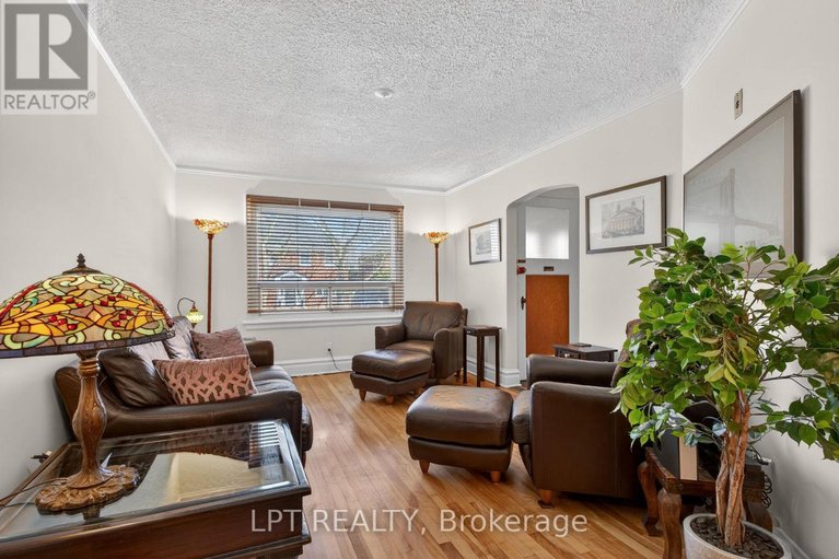 29629045/168-huron-avenue-n/ottawa-west/ottawa/ontario/K1Y0W4_9