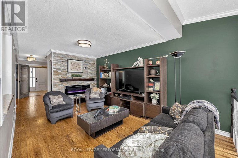 29378492/81-saddle-crescent/hunt-club-park/ottawa/ontario/K1G5L3_13