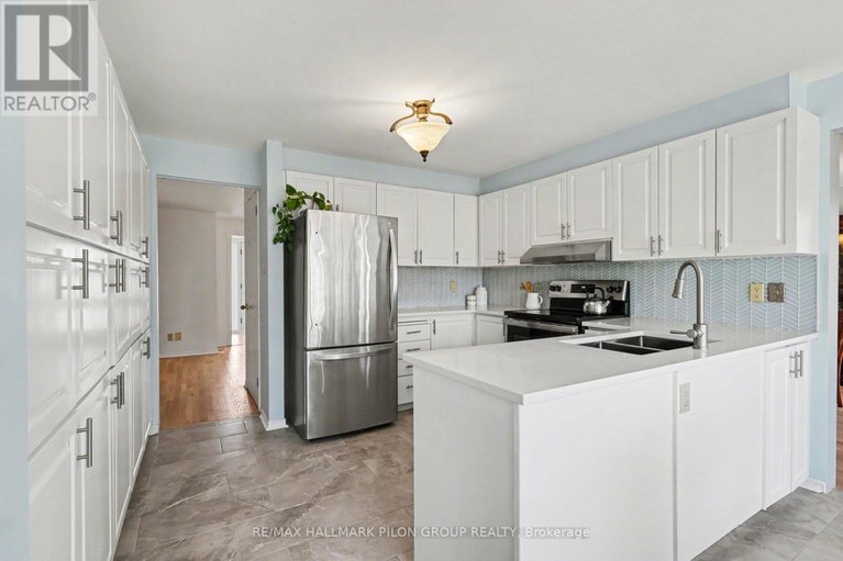 29646954/1709-sansonnet-street/chapel-hill/ottawa/ontario/K1C5Z5_9