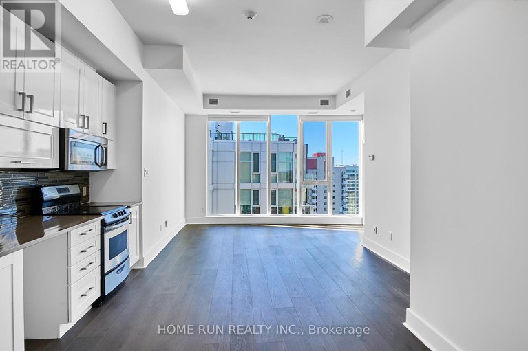 29046797/2703-40-nepean-street/ottawa-centre/ottawa/ontario/K2P0X5_5