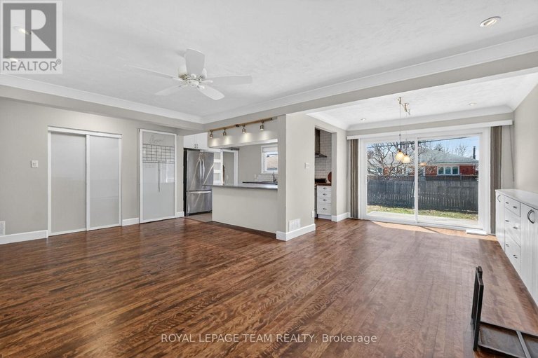 29579808/1318-albany-drive/bel-air-heights/ottawa/ontario/K2C2L9_8