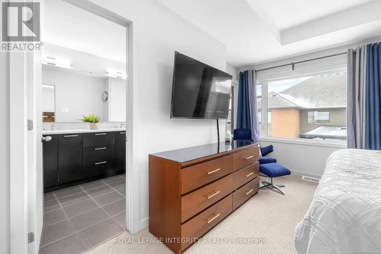 29577607/641-odyssey-way/leitrim/ottawa/ontario/K1T0T5_21