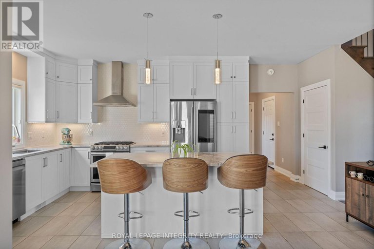 29229287/156-lyon-street/embrun/russell/ontario/K0A1W0_2