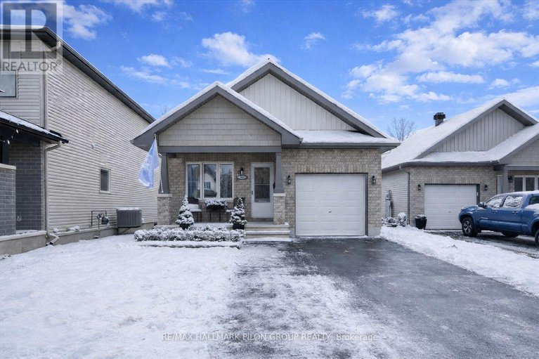 29300164/637-robert-street/town-of-rockland/clarence-rockland/ontario/K4K0J8_1