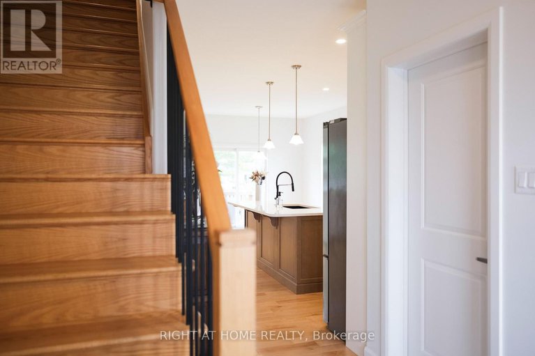 28657224/219-owen-lucas-street/mcnabbraeside-twps/mcnabbraeside/ontario/K7S3G8_3