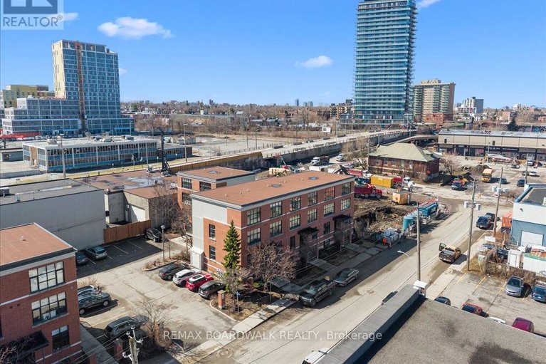 29654536/g-154-spruce-street/west-centre-town/ottawa/ontario/K1R6P2_31