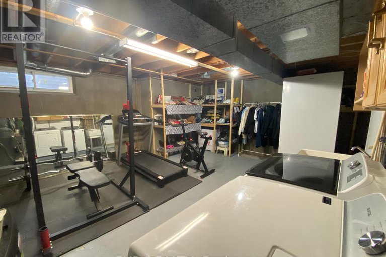 29135222/415-kintyre-private/carleton-square/ottawa/ontario/K2C3M9_16