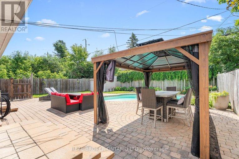 28629016/752-smyth-road/elmvale-acres/ottawa/ontario/K1G1P1_8