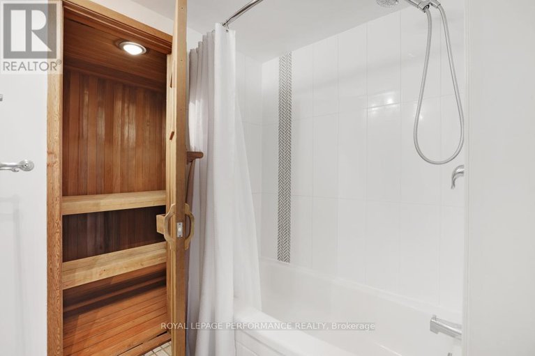 29280089/2d-142-waverley-street/ottawa-centregolden-triangle/ottawa/ontario/K2P0V4_22