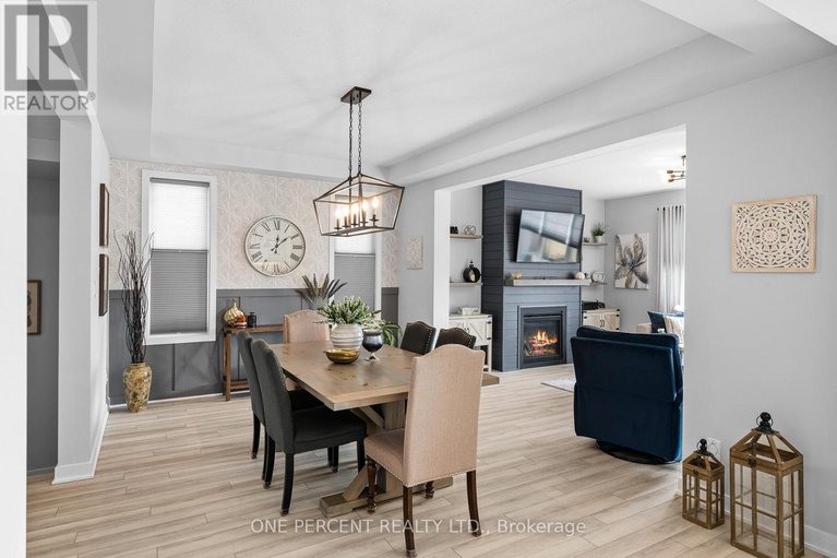 29563341/1002-showman-street/goulbourn-twp-from-franktown-rdsouth-to-rideau/ottawa/ontario/K0A2Z0_7