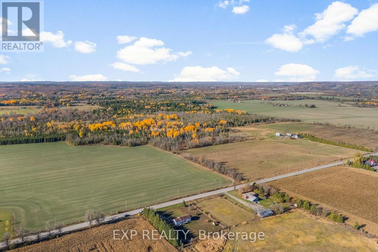 29018992/1860-lochwinnoch-road/horton-twp/horton/ontario/K7V3Z4_38