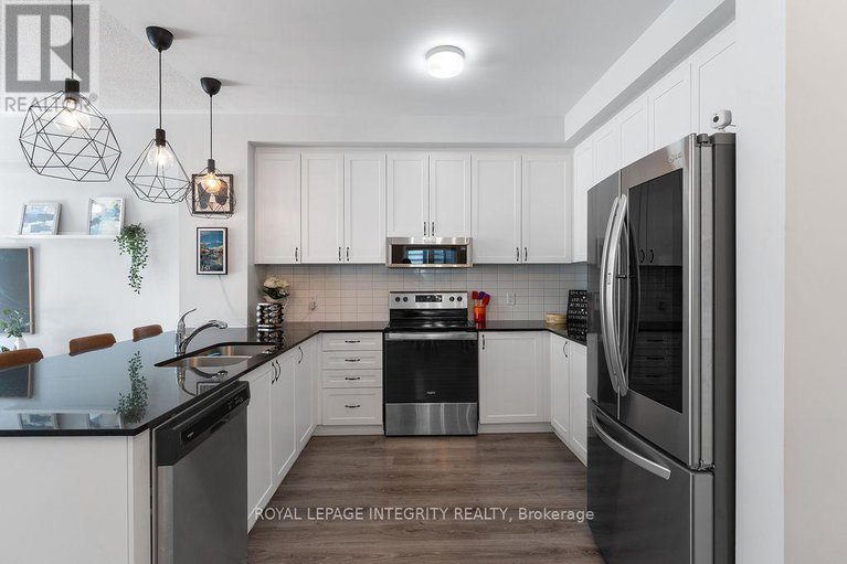 28815932/911-nova-private/half-moon-bay/ottawa/ontario/K2J7B3_12
