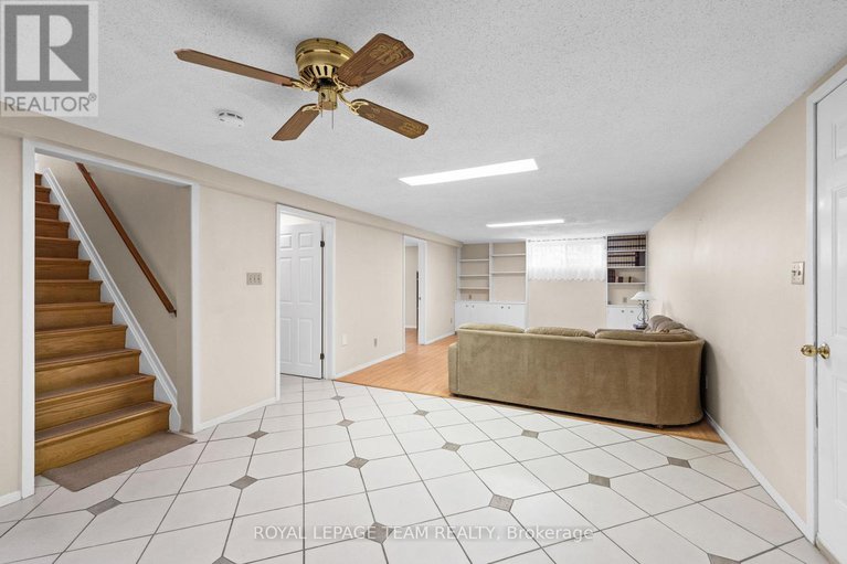 28926247/1525-valmarie-avenue/carleton-heights/ottawa/ontario/K2C1V7_26