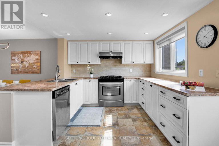 28415438/24g-steel-street/beacon-hill-south/ottawa/ontario/K1J6R3_14