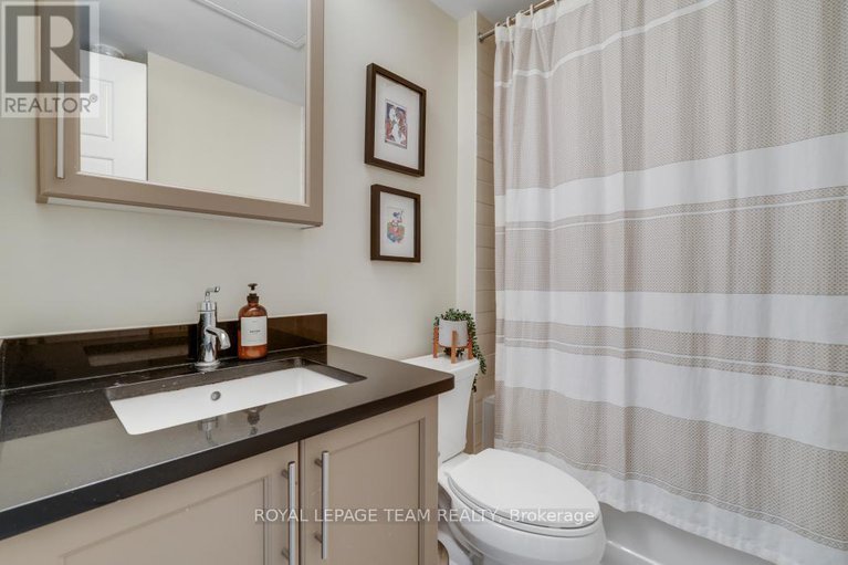 28842086/324-300c-lett-street/west-centre-town/ottawa/ontario/K1R0A8_7