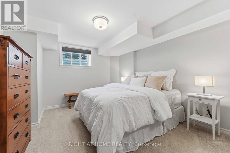 29615586/14-kayenta-street/remainder-of-stittsville-area/ottawa/ontario/K2S2K8_21