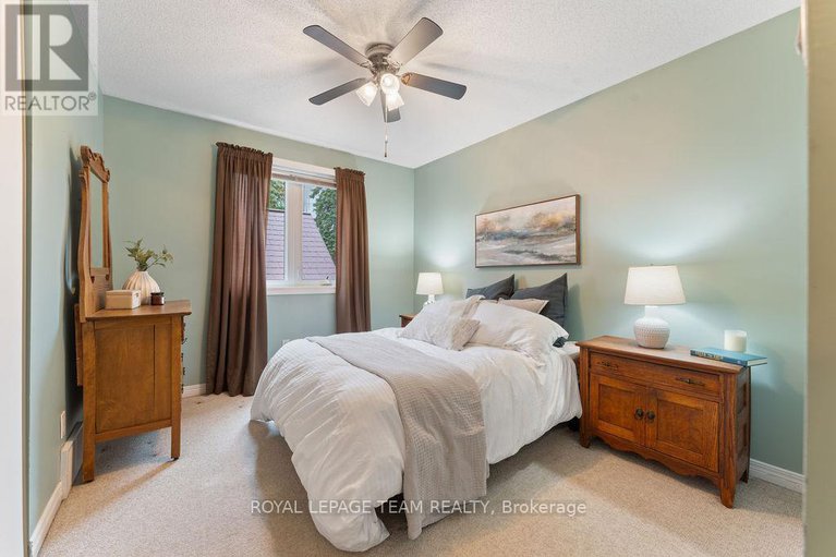 29015991/2684-violet-street/britannia/ottawa/ontario/K2B6X2_32