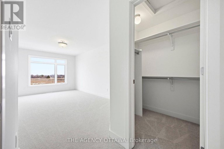 29453546/1132-spoor-street/rural-kanata-central/ottawa/ontario/K2K1X7_26