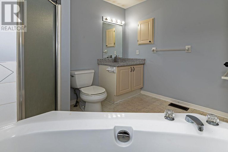 28899711/297-stoneway-drive/barrhaven-east/ottawa/ontario/K2G6E5_21