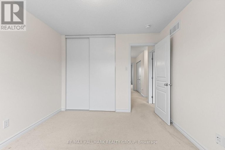 29419266/420-barrick-hill-road/emerald-meadowstrailwest/ottawa/ontario/K2M0H7_30