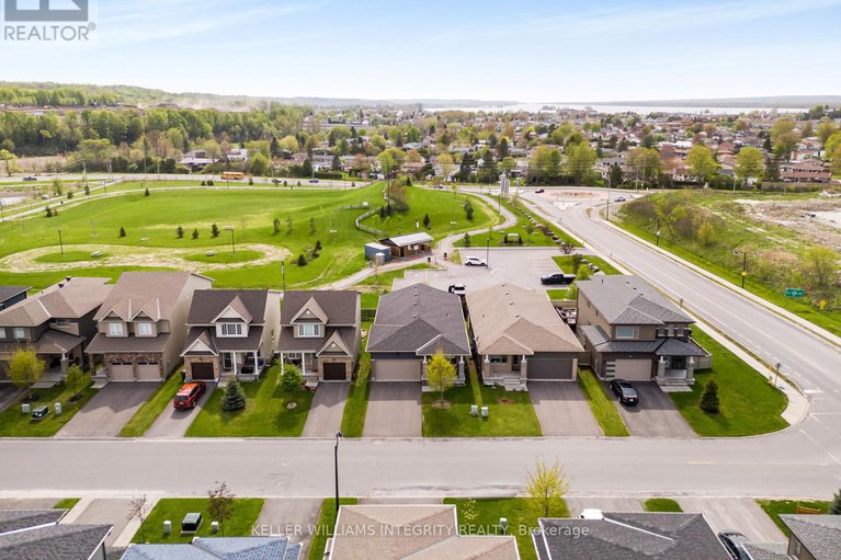 28395341/627-ruby-street/town-of-rockland/clarence-rockland/ontario/K4K0H3_35