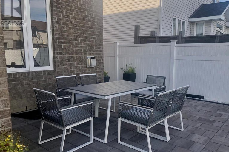 29180077/702-mud-creek-crescent/riverside-southgloucester-glen/ottawa/ontario/K1V1W3_32