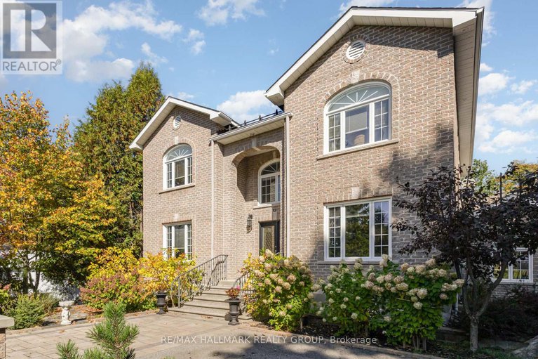 29027545/4633-albion-road/blossom-parkkemp-parkfindlay-creek/ottawa/ontario/K1X1A4_5