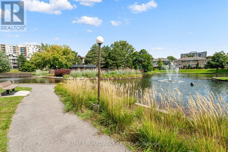 29263672/418-260-brittany-drive/viscount-alexander-park/ottawa/ontario/K1K4M2_4