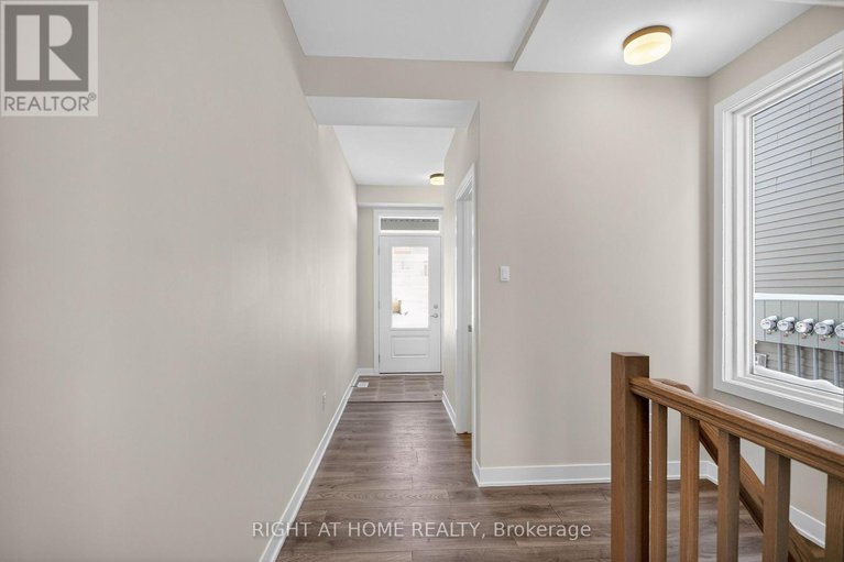 29310755/544-promontory-place/half-moon-bay/ottawa/ontario/K2J7H2_2