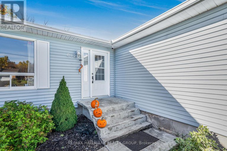 29017569/912-pattee-road-e/champlain-twp/champlain/ontario/K6A2R2_3