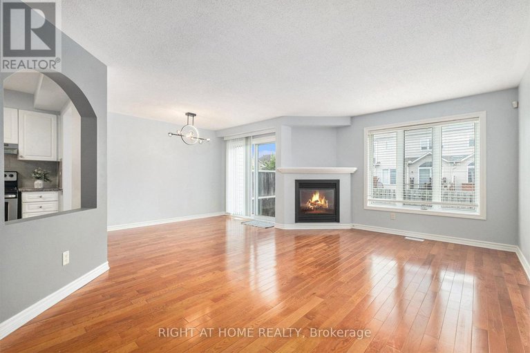 28489220/352-selene-way/avalon-east/ottawa/ontario/K4A0G6_4
